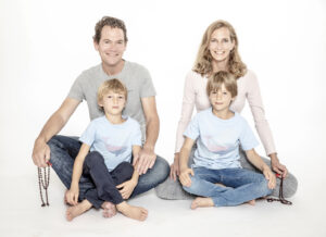 Jens & Verena Primus with their kids